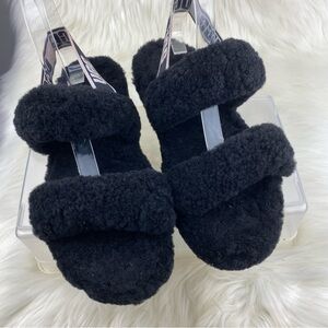 UGG FUR STRAP SANDALS SIZE 9W